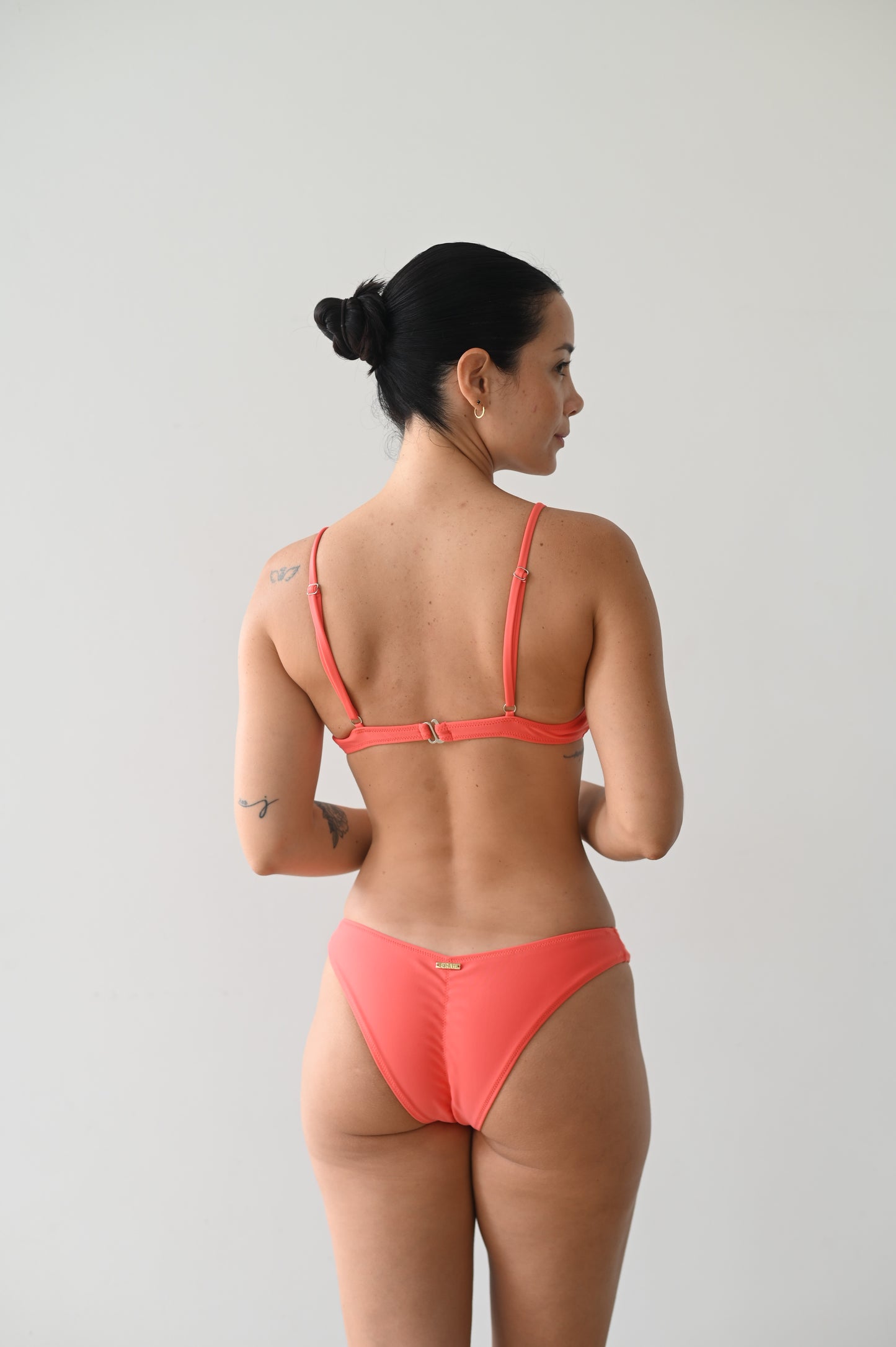 Aria Coral Bottom
